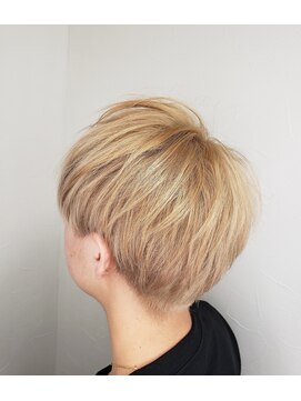 ルッカヘアガーデン バイ ラッシュゴールド(RUCCA HAIR GARDEN by LUSH GOLD) ハイライト