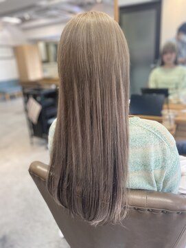 スタジオフツーロ バイ ビーヘアー(STUDIO FUTURO by BEhair) 逆グラデーション