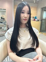 グロー 大宮(GLROW)&nbsp;韓国　ザクザクレイヤー　レイヤーカット　暗髪　haruhi