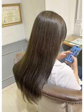 ネオリーブアイム 横浜西口店(Neolive aim) オリーブブラウン【横浜】nana