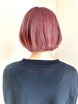 リノア 鵠沼海岸(LINOA) デザインカラー/レイヤーカット/ウェットヘア/オリーブベージュ