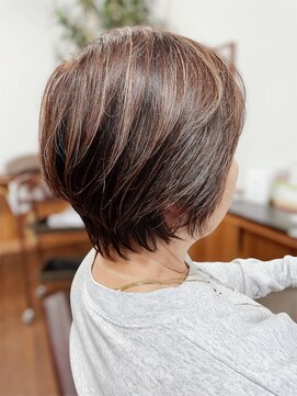 クマプラス(KUMA+) 大人白髪ぼかしハイライト