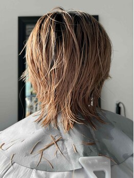 ラフ(Raugh by ApriLush)の写真/カラーに自信有り☆トレンドの透明感カラーやビビットカラーなど様々なカラー材を多数ご用意しております。