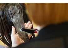 ～Q&A～【髪質改善とカラーの同時施術は可能でしょうか？】