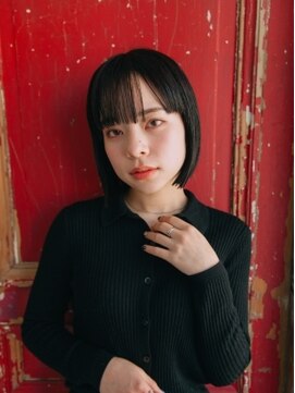 チェス(CHESS) 黒髪ぱつんとボブ