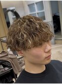 海外風波巻きパーマブラウンベースハイライトメッシュ h