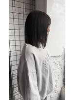 ウム(UMM)&nbsp;切りっぱなしボブ