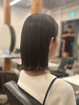 アコロン 武蔵小杉(acoron.) 【武蔵小杉】ツヤ際立つ大人ミニボブ