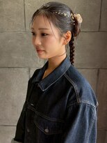 ディスコネクト(DISCO-N-NECT)&nbsp;ヘアセット お呼ばれヘア 三つ編み 編み下ろし 20代 成人式