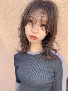 ミーナ バイ アーバン(Meena by urban.) 【URBAN.】アンニュイなオシャレミディアムウルフ by aritake