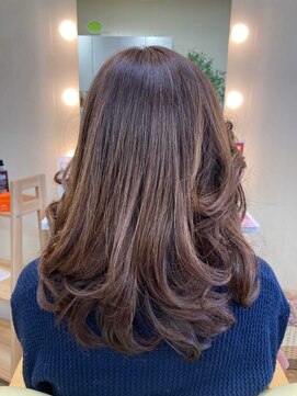 ビワテイ(Biwatei) コテ巻き風ヴィナール（ホット系パーマ）