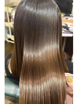 ル コワン ククー(Le coin coucou) 酸性ストレート