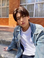 コンティニュー オモテサンドウ(CONTINUE OMOTESANDO)&nbsp;サラッと決まる韓国風コンマバングセンターパートメンズヘア