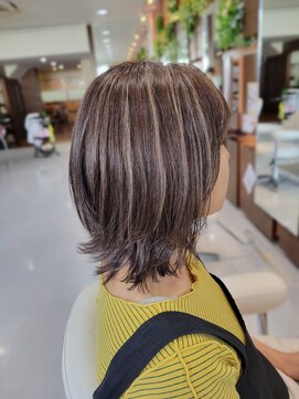 アトリエ atorie ハイライトカラー脱白髪染めハイライトケアブリーチ【岸和田】