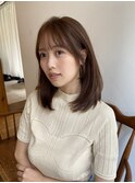 大人かわいいミディアムレイヤー/ピンクベージュ/小顔レイヤー