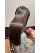 【酸熱エリクサートリートメント】従来の酸熱トリートメントの違い　その２[元町駅/髪質改善]