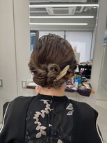 短い髪のアップスタイル【清板】