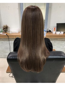 シェリー バイ フォルテ(SHERRY by FORTE) 髪質改善 縮毛矯正 レイヤーカット 巻ける縮毛矯正