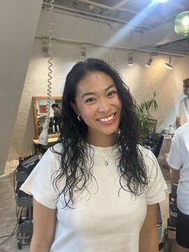 ロア インターナショナル 新宿店(LoA International) くるくるパーマ