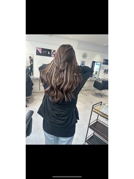 キング 枚方店(K!ng) ハイライトカラーミルクティーベージュレイヤーカット