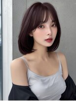 ユーフォリア 渋谷グランデ(Euphoria SHIBUYA GRANDE)&nbsp;ミディアムレイヤー 韓国ヘア 顔周りレイヤー ボルドーカラー