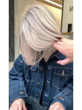 テラ 仙台(Tera) ホワイトカラー ペールベージュ ホワイトベージュ