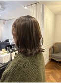 ボブ　ハイライト　オリーブカラー