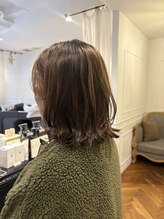 トリコ(trico) ボブ　ハイライト　オリーブカラー