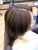 キャラ 池袋本店(CHARA)&nbsp;白髪ぼかしハイライト◎レイヤーウルフ【池袋/脱白髪染め】