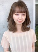 大人フェミニンくびれレイヤーセミディ