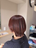 アンビス(1bis)&nbsp;伸ばしかけでもまとまるピンクブラウン