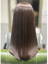 アンジー(Angee) 初カラーは自然なミルクティーブラウンがおすすめ