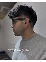 アパートメントオブソロン 錦糸町(The Apartment of Solon)&nbsp;クセ毛を活かしたツーブロック×メンズショート