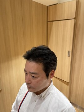 ヘアーモードキクチ 日本橋三越前店 メンズ白髪ぼかし
