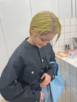 シーン(SCENE) ルーツカラー×ボブ