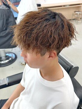 ロンドガルマン 名古屋(Lond GULLMAN) 【Lond GULLMAN江村】攻めすぎないソフトツイストパーマ