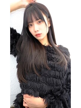 アクネ(ACNE) 黒髪×ストレート