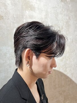 ルアウアオ(LUAU Ao) 《北斗》カルマミニウルフ / Instagram - @hokutooo16