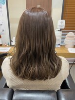 ヘアサロン エマ(HAIR SALON emma)&nbsp;毛先が重めのカット/でも重く見えないオリーブベージュ