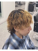 ブライト(BRIGHT)&nbsp;マッシュウルフ緩めスパイラルパーマ静岡メンズ