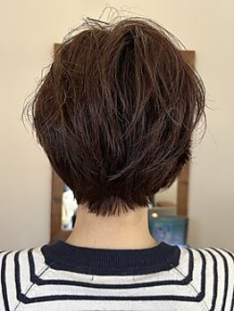 ルミナ オーガニックヘアサロン(Lumina ORGANIC HAIR SALON)の写真/ショートヘア＆ボブならお任せ下さい☆ベテランスタイリストによる絶妙なフォルム調整で柔らかい雰囲気に◎
