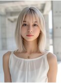 ナチュラルボブワイドバングホワイトブロンド外はね美髪20代30代