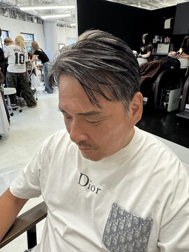 バース 梅田中崎町店(BIRTH) 50代40代白髪ぼかしシルバーメッシュバレイヤージュ