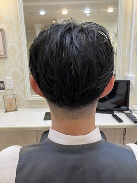 ティンク(Tink) メンズ刈り上げセンターパート