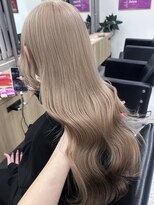 ペレ 渋谷(PELE)&nbsp;イメチェン/ホワイトブロンド/外ハネボブ/美髪/渋谷