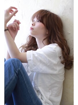 高円寺四百倍美容室 【四百倍スタイル】シンプル×ミディアムカール