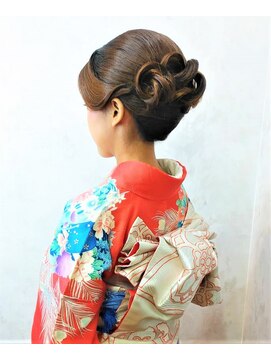 クラビス(CLAVIS) 和装ヘアアレンジ