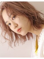 バローチェ(Barouche) 【Barouche/中島綾子】 柔らかい外ハネ切りっぱなしボブ