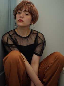 リィベ(Liibe) ショート/オレンジカラー