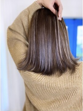 シェルティ フィエル(Shelltie Fiel) ハイライト細め★☆